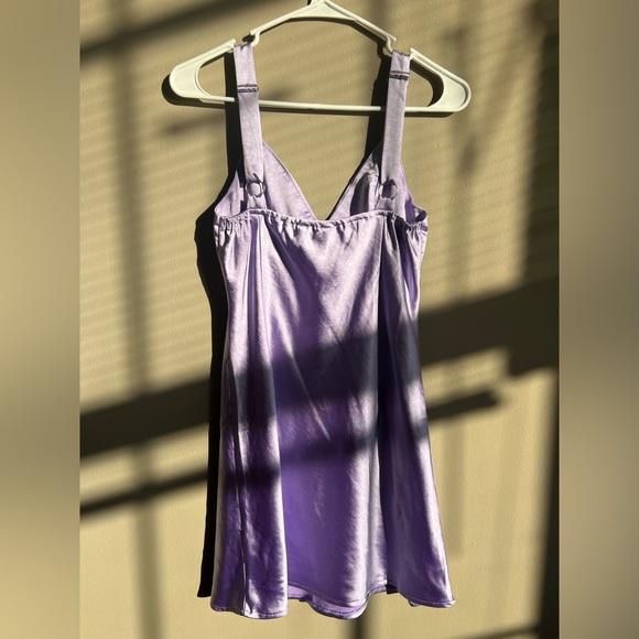 Silky mini purple dress 🥳 - Picture 4 of 6
